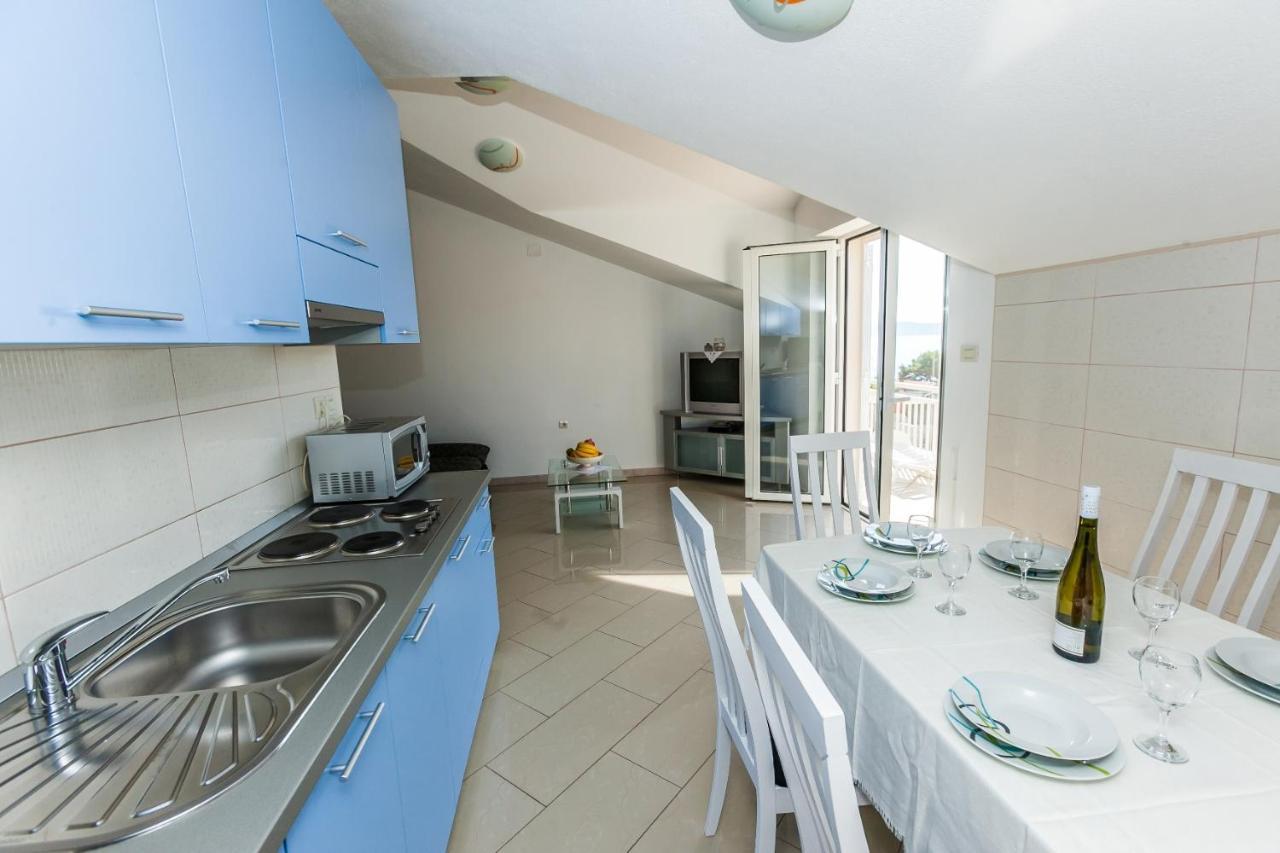 Sea View Apartment Sumartin Bagian luar foto