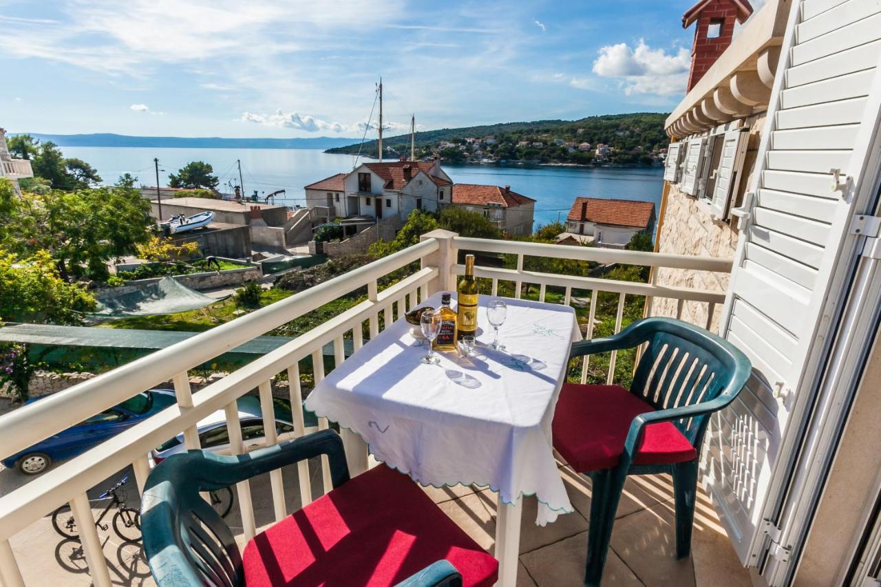 Sea View Apartment Sumartin Bagian luar foto
