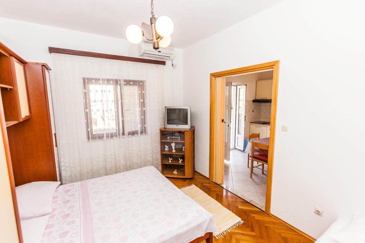 Sea View Apartment Sumartin Bagian luar foto